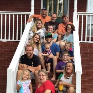 Meet your Posher, Ramona